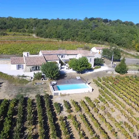 Holiday home Veritable Mas Provencal Comprenant 3 En Pleine Nature Cavillargues