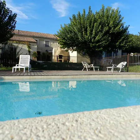 Veritable Mas Provencal Comprenant 3 En Pleine Nature Holiday home *