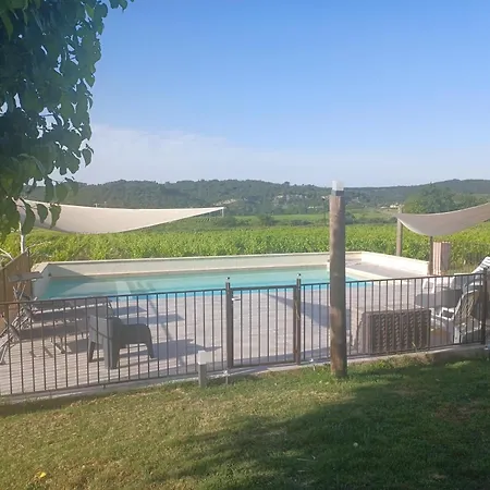 Veritable Mas Provencal Comprenant 3 En Pleine Nature Holiday home *